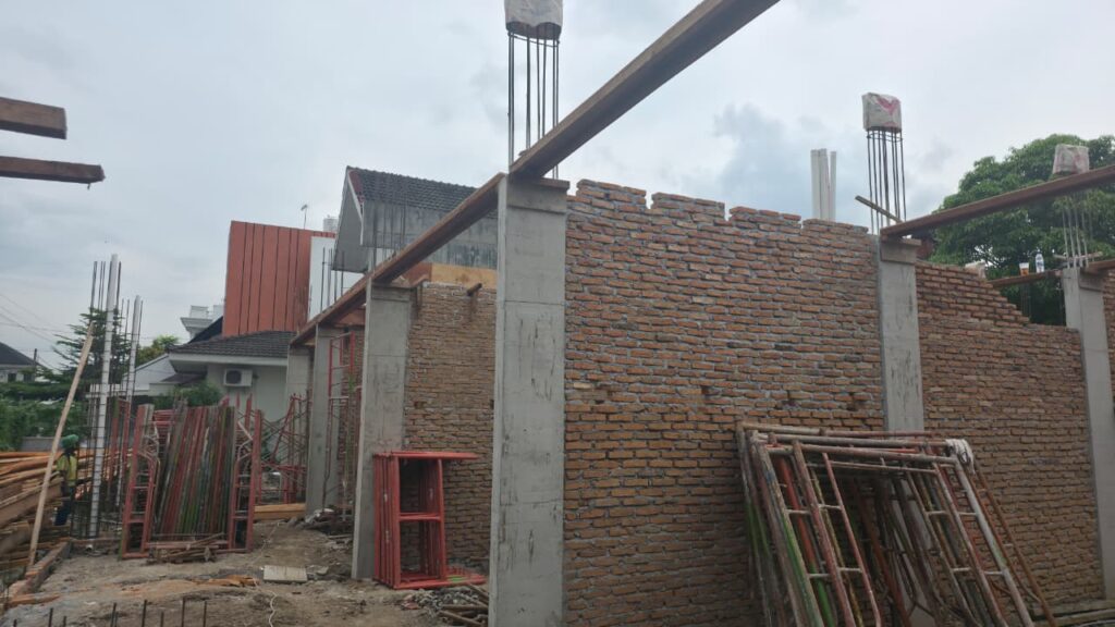 Properti Premium Medan Rumah Baru Tasbih 1 Blok E desain modern 3 lantai Type 300
